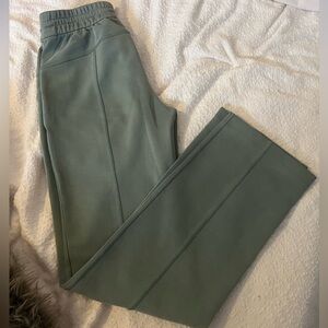 Lululemon soft stream high rise pants